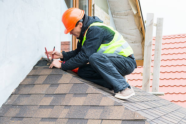 Best Roof Maintenance Services  in Holyoke, CO